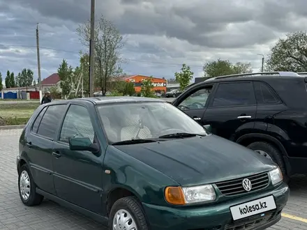 Volkswagen Polo 1997 года за 1 300 000 тг. в Актобе – фото 7