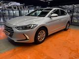 Hyundai Elantra 2018 года за 7 950 000 тг. в Алматы – фото 3