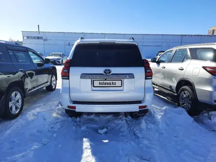 Toyota Land Cruiser Prado 2022 года за 22 700 000 тг. в Петропавловск – фото 3