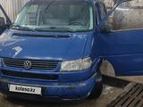 Volkswagen Caravelle 1997 года за 2 900 000 тг. в Павлодар