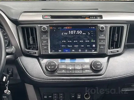Toyota RAV4 2018 года за 8 770 000 тг. в Алматы – фото 13
