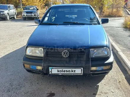 Volkswagen Vento 1994 года за 1 200 000 тг. в Караганда – фото 6