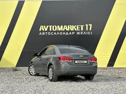 Chevrolet Cruze 2011 года за 4 200 000 тг. в Шымкент – фото 4