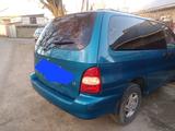 Kia Carnival 2001 года за 2 000 000 тг. в Тараз – фото 3