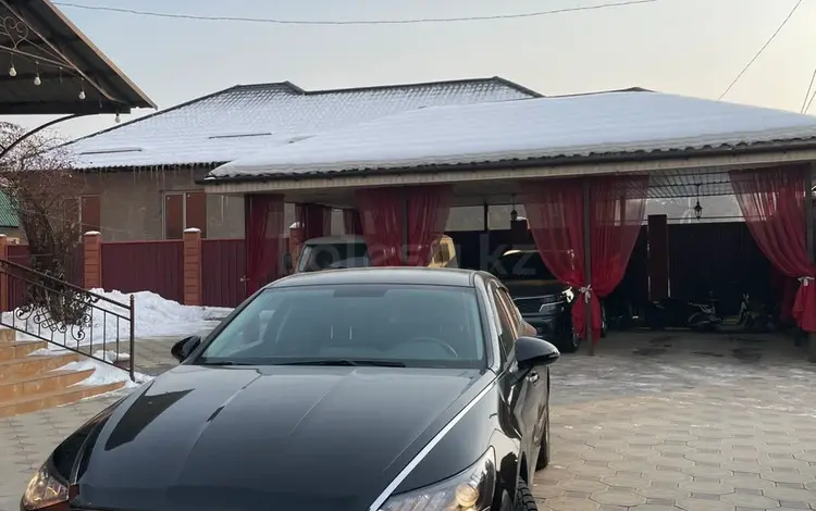 Hyundai Sonata 2022 года за 9 300 000 тг. в Алматы
