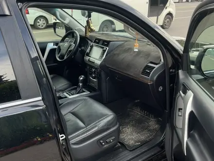 Toyota Land Cruiser Prado 2018 года за 29 000 000 тг. в Уральск – фото 7