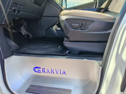 Toyota Granvia 2022 года за 33 000 000 тг. в Астана – фото 35