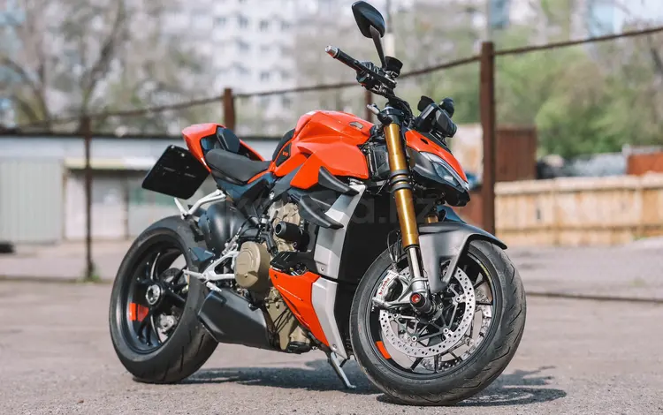 Ducati  Streetfihgter V4S 2020 года за 14 850 000 тг. в Алматы