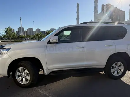 Toyota Land Cruiser Prado 2018 года за 21 000 000 тг. в Астана – фото 11