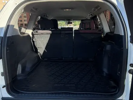 Toyota Land Cruiser Prado 2018 года за 21 000 000 тг. в Астана – фото 14