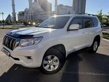 Toyota Land Cruiser Prado 2018 годаүшін21 000 000 тг. в Астана – фото 3