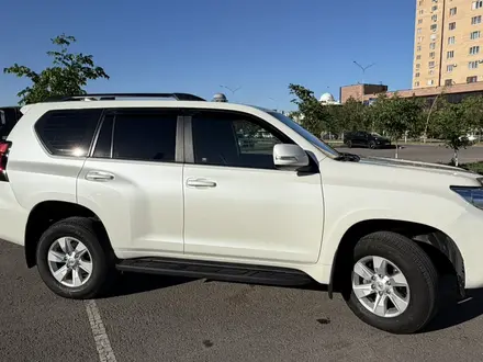 Toyota Land Cruiser Prado 2018 года за 21 000 000 тг. в Астана – фото 6
