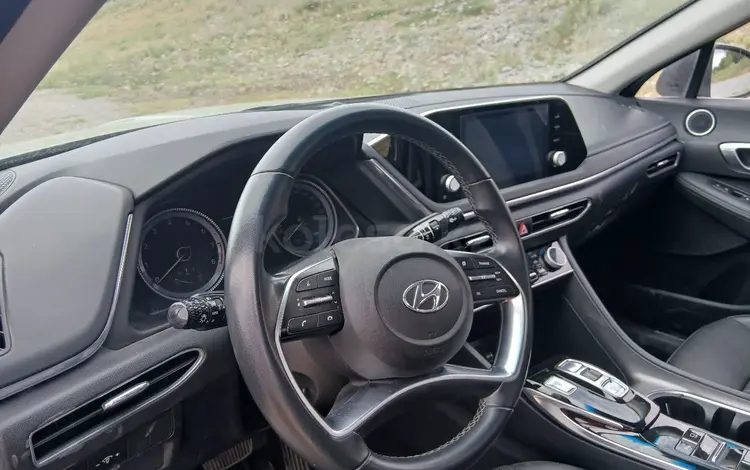 Hyundai Sonata 2022 года за 10 400 000 тг. в Шымкент
