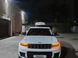 Jeep Grand Cherokee 2023 года за 26 700 000 тг. в Самарское – фото 2