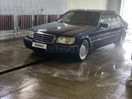 Mercedes-Benz S 500 1996 года за 3 100 000 тг. в Актобе – фото 4