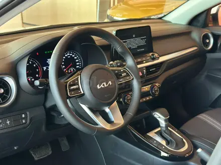 Kia Cerato Luxe 1.6 2026 года за 10 490 000 тг. в Алматы – фото 8