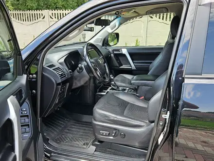 Toyota Land Cruiser Prado 2021 года за 25 000 000 тг. в Караганда – фото 17