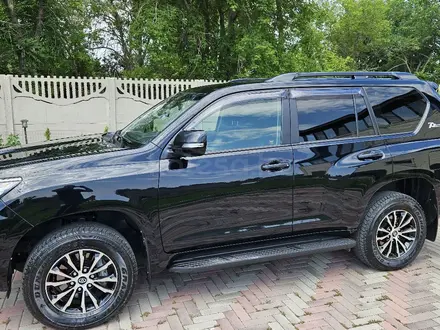 Toyota Land Cruiser Prado 2021 года за 25 000 000 тг. в Караганда – фото 5
