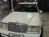 Mercedes-Benz E 200 1992 года за 1 150 000 тг. в Павлодар – фото 4