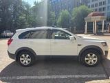 Chevrolet Captiva 2014 года за 6 500 000 тг. в Алматы – фото 3