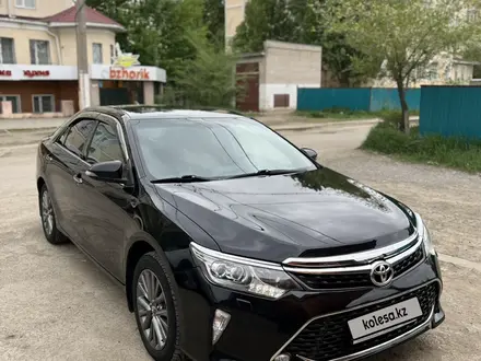 Toyota Camry 2017 годаүшін13 000 000 тг. в Актобе – фото 7