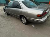 Toyota Camry 1997 года за 3 500 000 тг. в Семей – фото 4