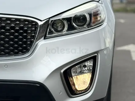 Kia Sorento 2015 года за 9 900 000 тг. в Алматы – фото 34
