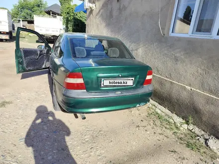 Opel Vectra 1997 года за 1 500 000 тг. в Мерке – фото 3