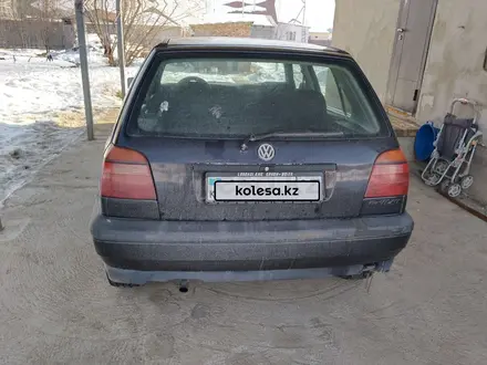 Volkswagen Golf 1993 года за 750 000 тг. в Алматы