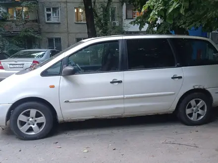 Ford Galaxy 1996 года за 1 600 000 тг. в Алматы – фото 2