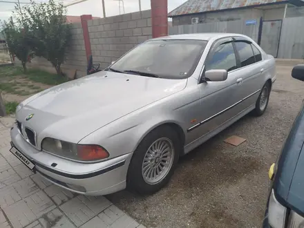 BMW 528 1998 года за 3 250 000 тг. в Алматы