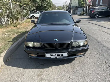 BMW 735 2001 года за 5 000 000 тг. в Алматы – фото 3