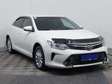 Toyota Camry 2017 годаүшін9 570 000 тг. в Астана – фото 3