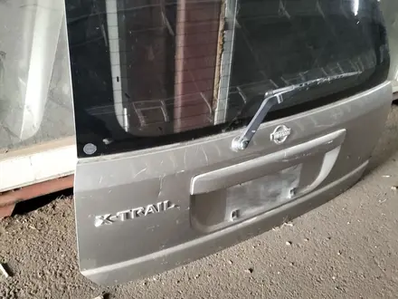 Крышка багажника на Ниссан х траил буу оригинал привозной хорошом состояние за 60 000 тг. в Алматы – фото 2