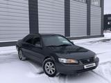 Toyota Camry 1998 годаfor3 600 000 тг. в Усть-Каменогорск – фото 4