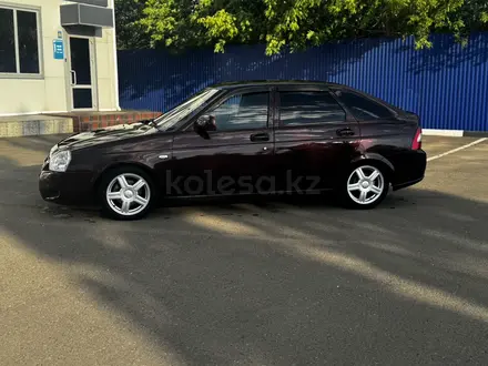 ВАЗ (Lada) Priora 2172 2013 года за 2 250 000 тг. в Уральск – фото 2