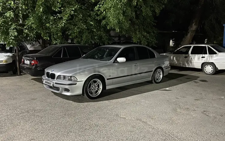 BMW 530 2003 годаfor6 000 000 тг. в Шымкент