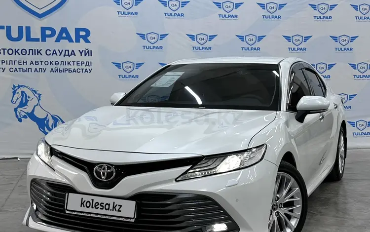 Toyota Camry 2019 года за 14 000 000 тг. в Талдыкорган
