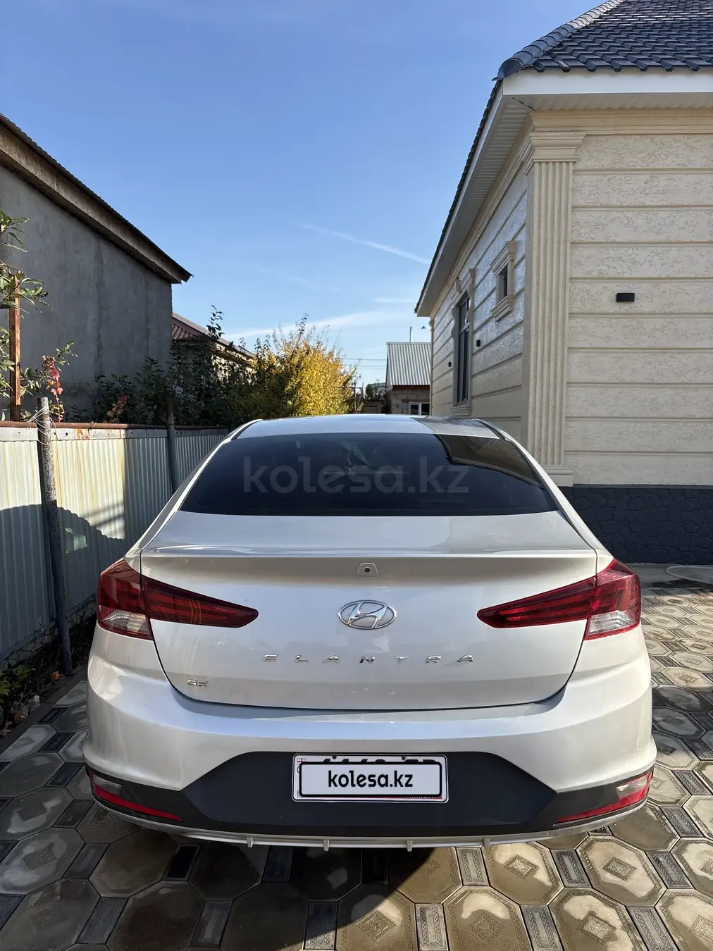Hyundai Elantra, 2019