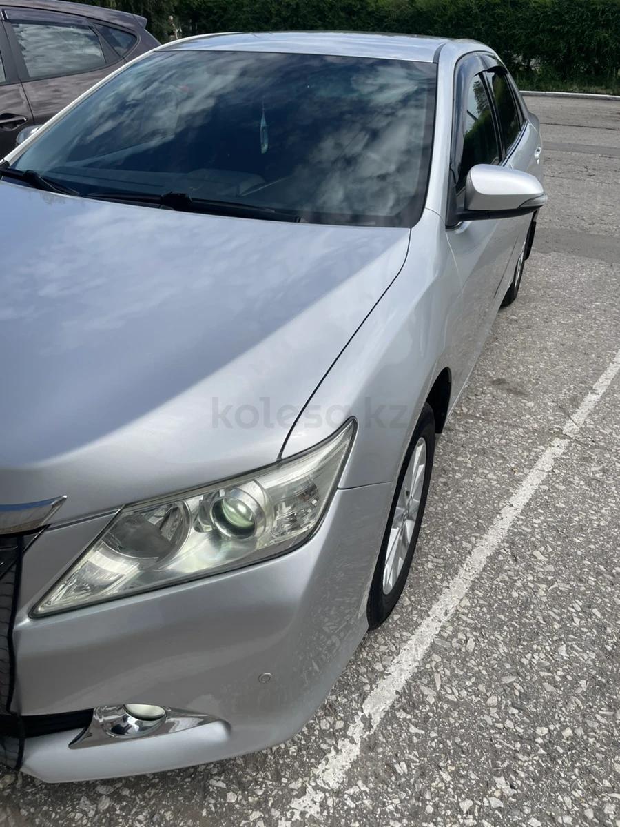 Toyota Camry 2012 г.