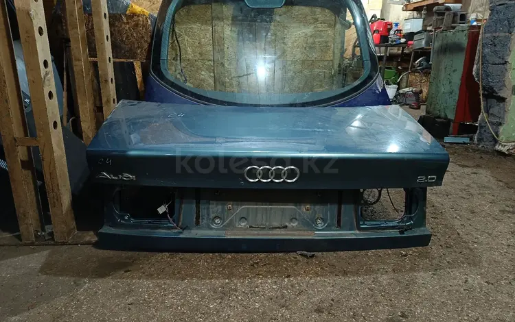 Крышка багажника Ауди 100 С4 седан за 20 000 тг. в Караганда