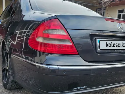 Mercedes-Benz E 320 2003 года за 7 900 000 тг. в Шымкент – фото 25