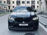 BMW X6 M 2022 года за 68 000 000 тг. в Астана – фото 4