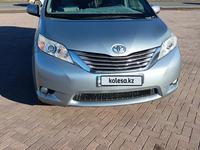 Toyota Sienna 2014 года за 14 000 000 тг. в Уральск