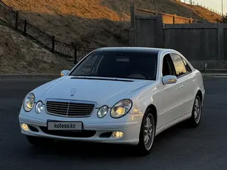 Mercedes-Benz E 240