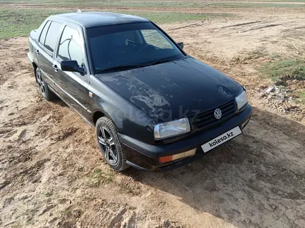 Volkswagen Vento 1994 года за 800 000 тг. в Уральск – фото 11