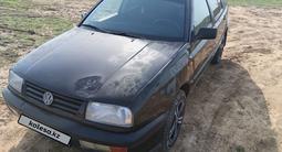 Volkswagen Vento 1994 года за 800 000 тг. в Уральск – фото 3