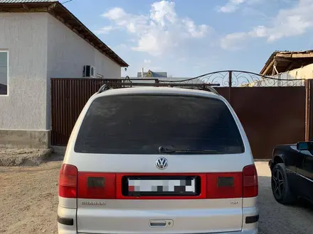 Volkswagen Sharan 2000 года за 3 000 000 тг. в Кызылорда – фото 9