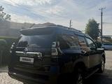 Toyota Land Cruiser Prado 2018 года за 22 100 000 тг. в Алматы – фото 4
