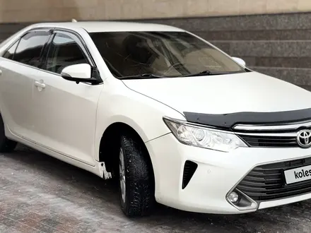 Toyota Camry 2017 года за 8 150 000 тг. в Алматы – фото 2